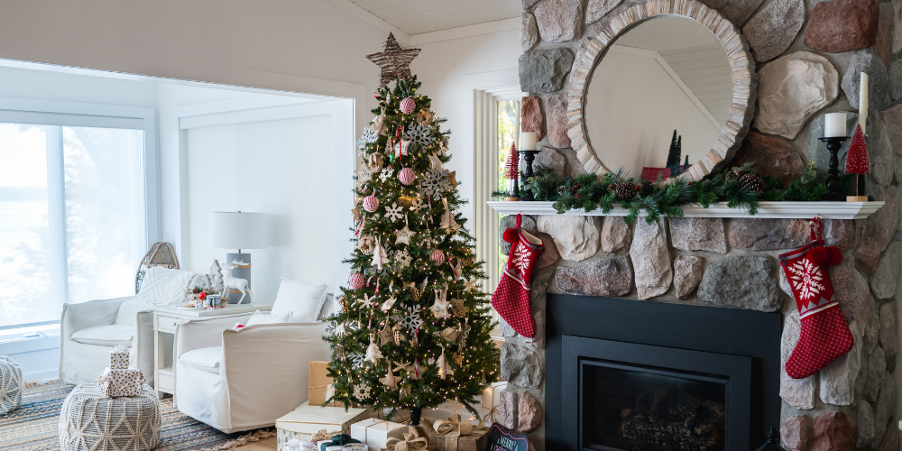 tips for making your home feel cozy - cozy home decor - winter home decor - cozy christmas decor - winter home styling - DIY cozy home decor - winter home decorating on a budget