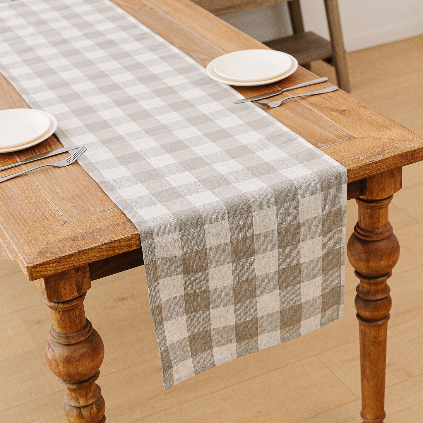 Buffalo Checkered Table Runner