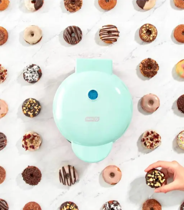 Dash Mini Donut Express Maker